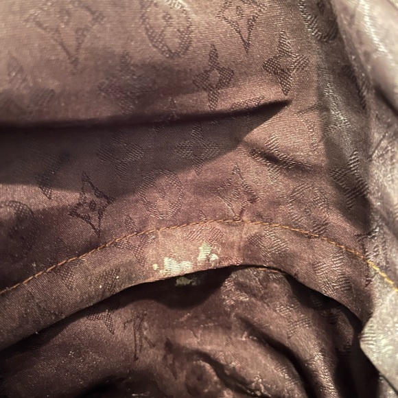 Authentic vintage Louis Vuitton rolling suitcase - Picture 16 of 16